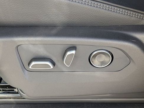 New 2026 GMC Yukon XL Denali w/ LPO, Floor Liner Package image 21