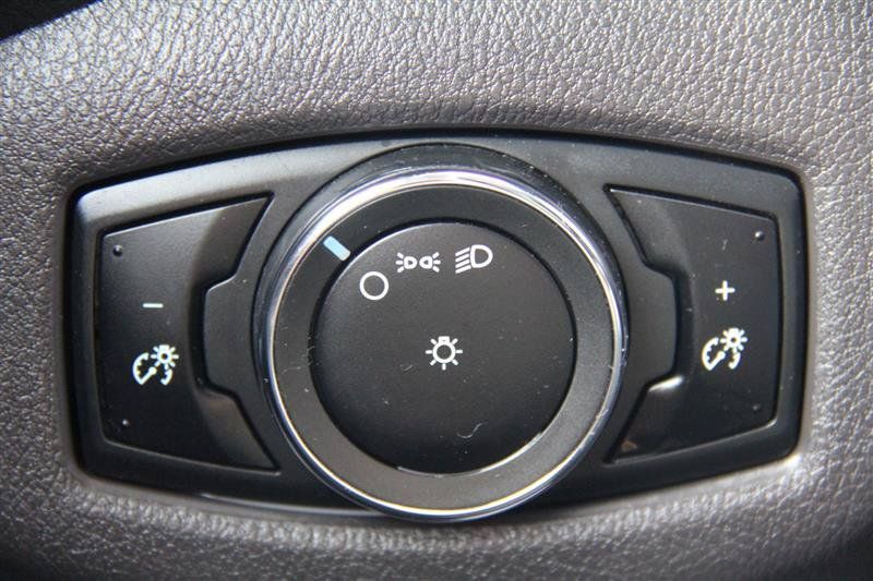 Used 2018 Ford Transit Connect XL FWD image 33