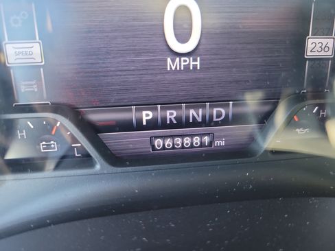 Used 2019 RAM 1500 Laramie image 31