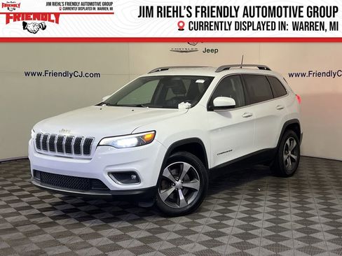 Used 2019 Jeep Cherokee Limited image 1