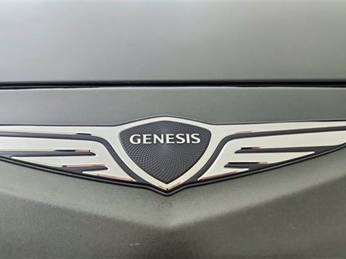 Used 2025 Genesis GV80 3.5T Prestige image 16