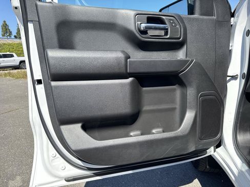 New 2026 GMC Sierra 1500 Pro w/ Graphite Edition AWD/4WD image 17