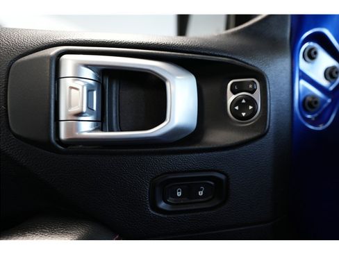Used 2019 Jeep Wrangler Unlimited Rubicon AWD/4WD image 18