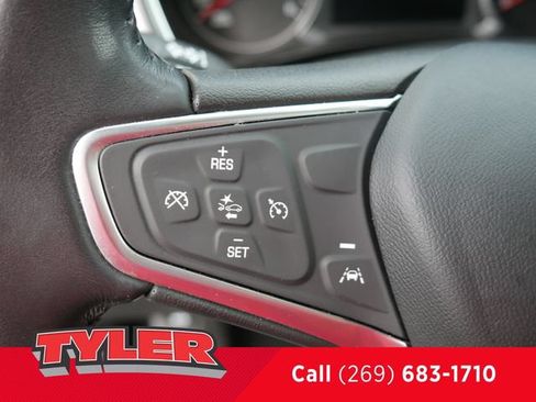 Used 2021 Chevrolet Equinox LT FWD image 27