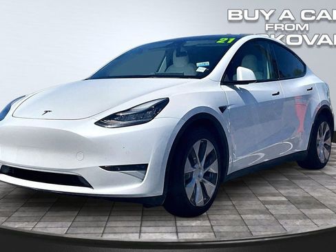 Used 2021 Tesla Model Y Long Range AWD/4WD image 5
