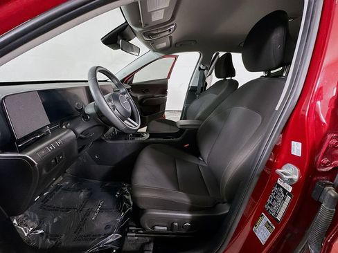 Used 2024 Hyundai Kona SEL AWD/4WD image 14