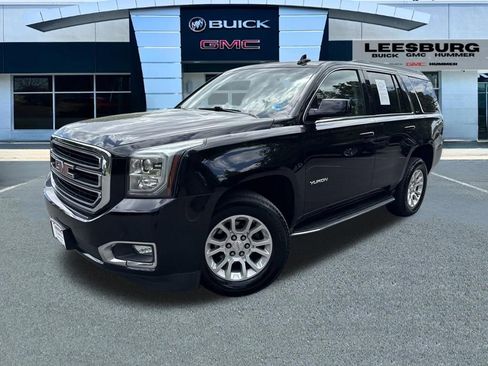 Used 2017 GMC Yukon SLT AWD/4WD image 3