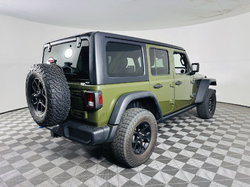 Used 2024 Jeep Wrangler Unlimited AWD/4WD image 25
