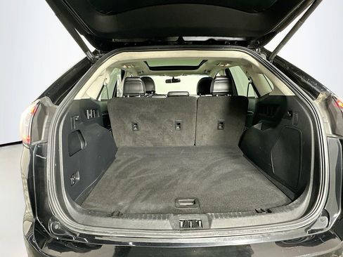 Used 2016 Ford Edge Titanium image 28