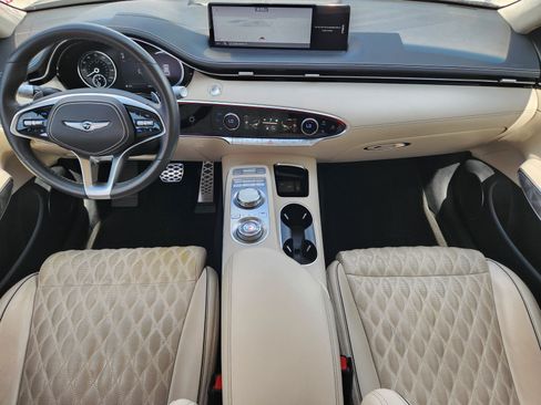 Used 2022 Genesis GV70 3.5T Sport w/ Sport Advanced Package AWD/4WD image 9