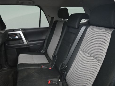 Used 2021 Toyota 4Runner SR5 AWD/4WD image 32