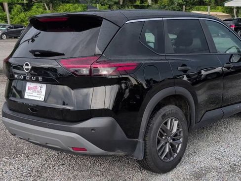 Used 2023 Nissan Rogue S FWD image 8