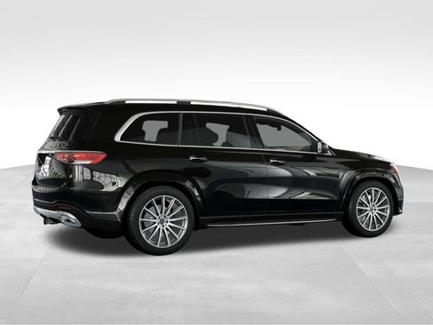 New 2026 Mercedes-Benz GLS 580 4MATIC image 19
