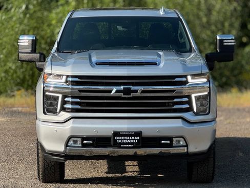 Used 2022 Chevrolet Silverado 3500 High Country w/ Technology Package AWD/4WD image 2