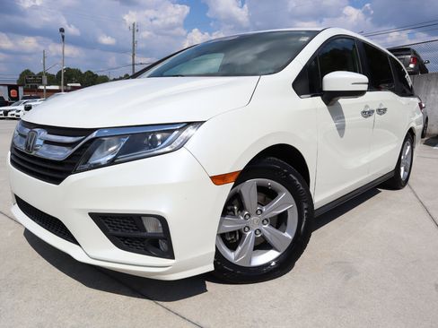 Used 2018 Honda Odyssey EX-L image 2