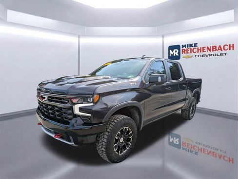 Used 2023 Chevrolet Silverado 1500 ZR2 AWD/4WD image 8