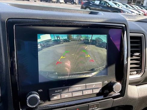 Used 2023 Nissan Frontier SV w/ Graphics Package image 11