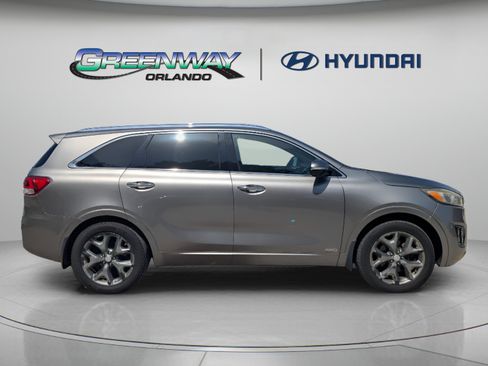 Used 2016 Kia Sorento SX w/ SXL Technology Package AWD/4WD image 9