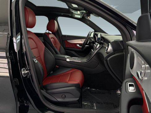 Used 2022 Mercedes-Benz GLC 300 image 25