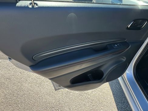 Used 2023 Dodge Durango GT image 24