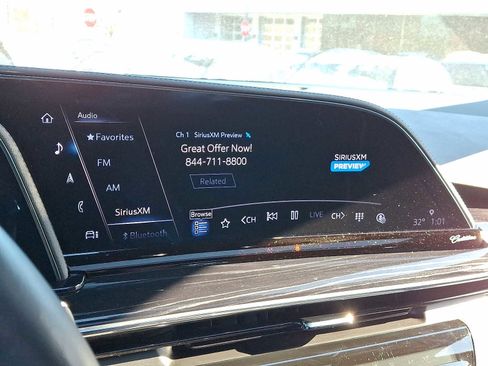 Used 2024 Cadillac Escalade Sport w/ LPO, ONYX Package image 19