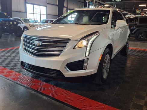 Used 2019 Cadillac XT5 Luxury AWD/4WD image 4