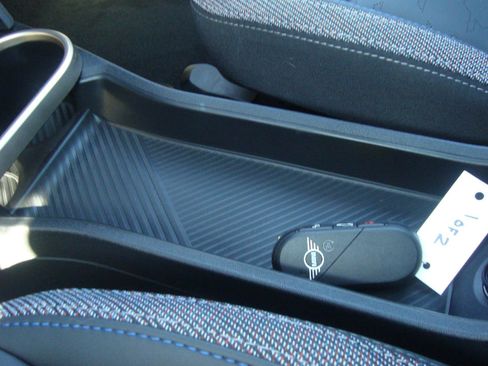 Used 2025 MINI Cooper S image 36