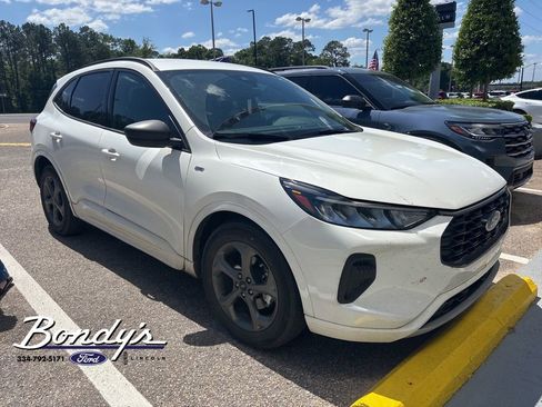 Used 2023 Ford Escape ST-Line w/ Equipment Group 301A image 3