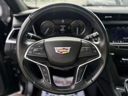 Used 2021 Cadillac XT5 Premium Luxury FWD image 19