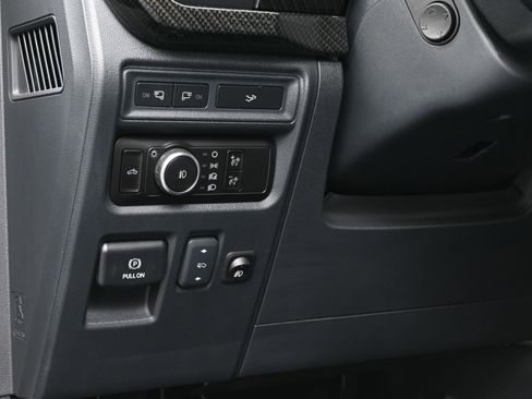 Used 2023 Ford F150 Lariat w/ Equipment Group 502A High AWD/4WD image 23