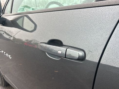 Used 2019 Chevrolet Blazer LT image 8