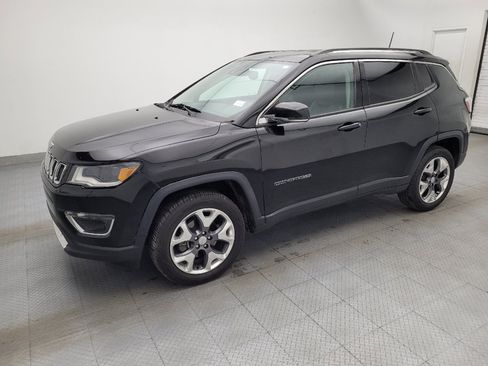 Used 2018 Jeep Compass Limited w/ Navigation Group image 2