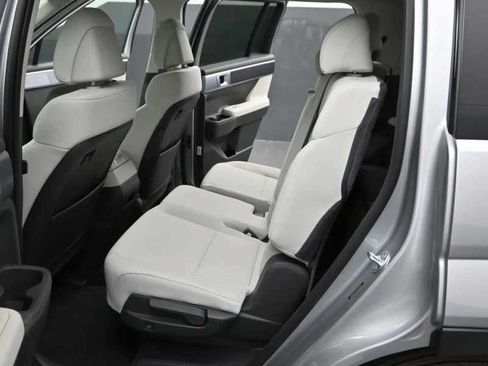 New 2026 Hyundai Santa Fe SE AWD/4WD image 15