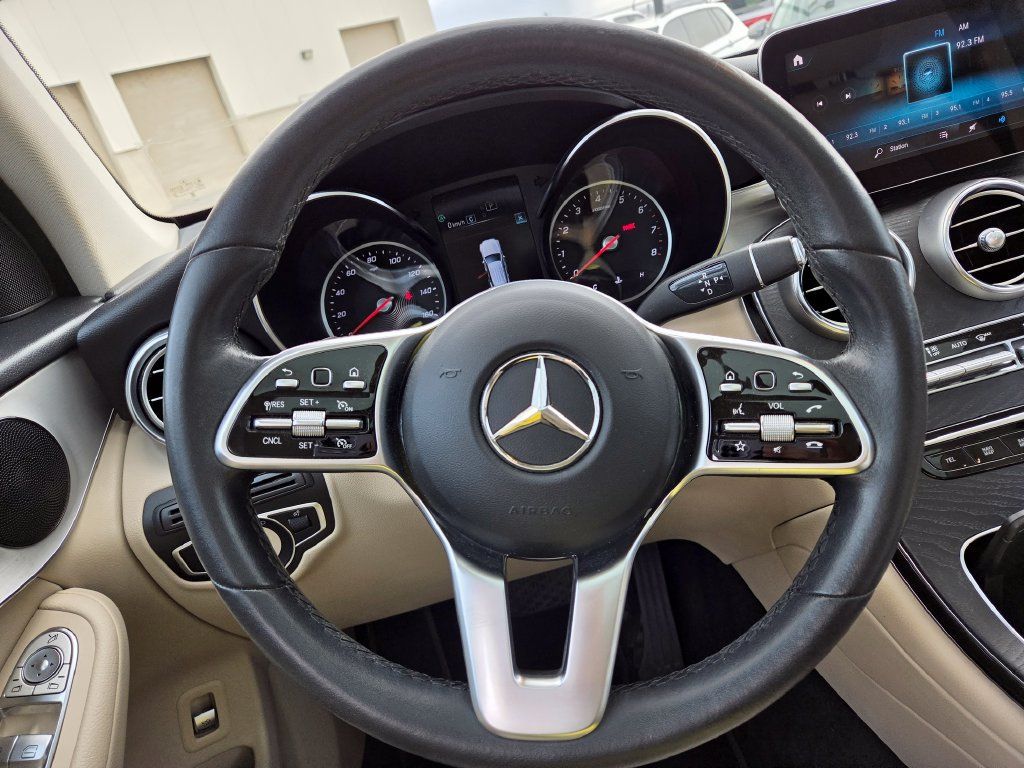 Used 2022 Mercedes-Benz GLC 300 image 13