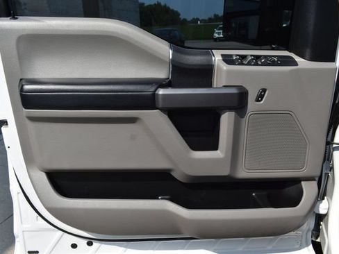 Used 2018 Ford F250 XLT AWD/4WD image 18