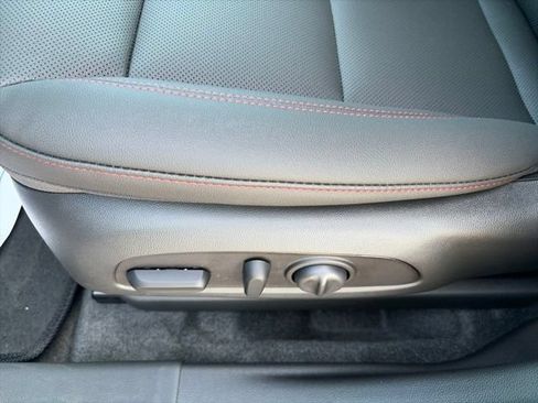 New 2026 Chevrolet Trax RS w/ Driver Confidence Package FWD image 18