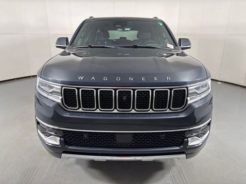 Used 2022 Jeep Wagoneer Series III w/ Convenience Group I RWD image 3