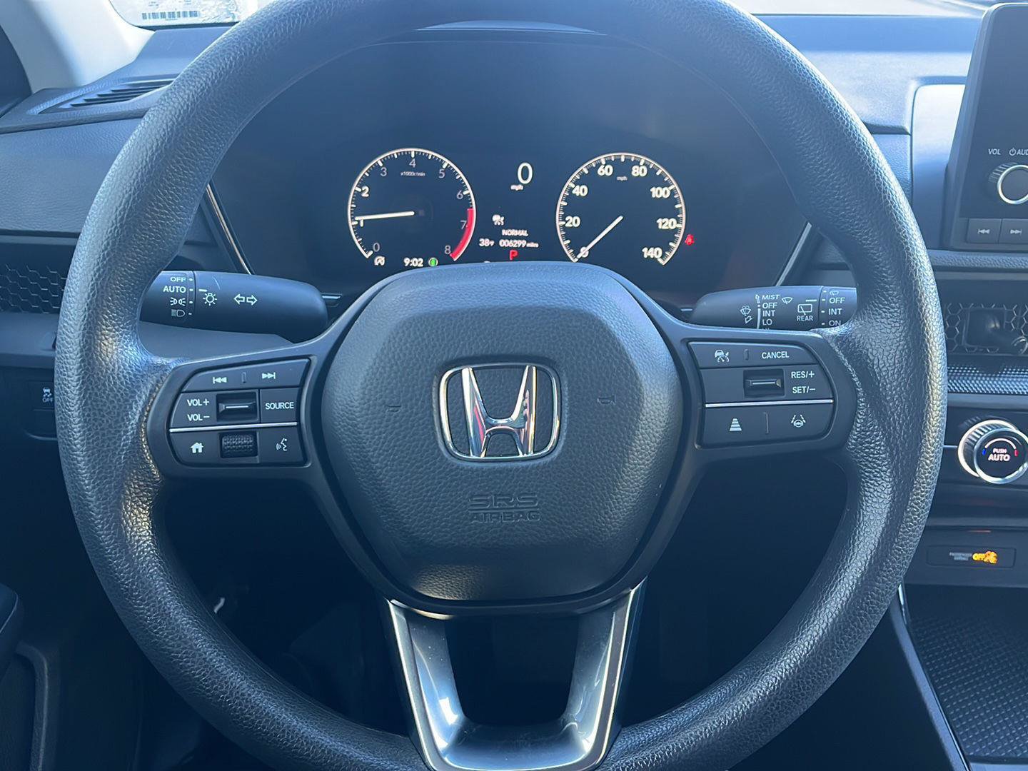 Used 2024 Honda CR-V LX image 7