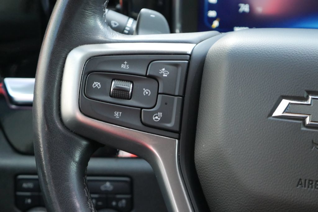 Used 2022 Chevrolet Silverado 1500 RST w/ Z71 Off-Road Package AWD/4WD image 21