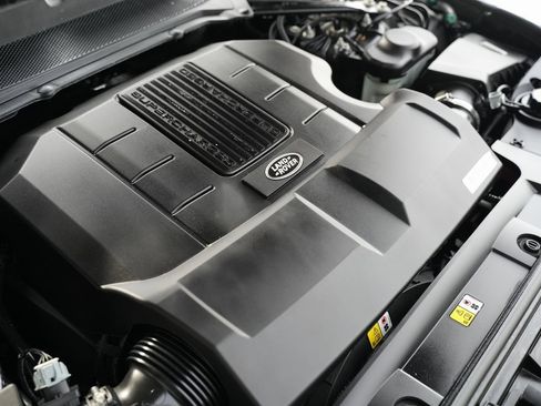 Used 2021 Land Rover Range Rover P525 Westminster Edition image 46