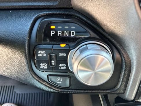 Used 2023 RAM 1500 Laramie AWD/4WD image 34