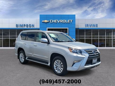 Used 2019 Lexus GX 460 Premium AWD/4WD image 2