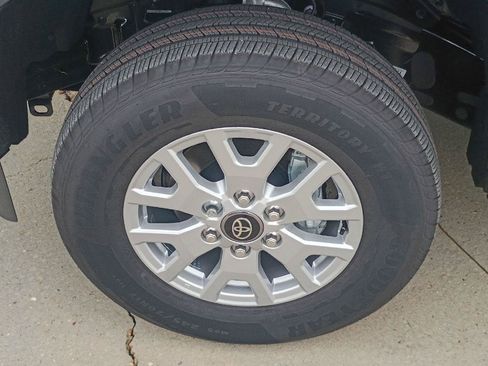 New 2026 Toyota Tacoma SR5 AWD/4WD image 24