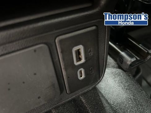 Used 2023 Buick Encore GX Select AWD/4WD image 21