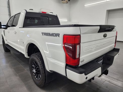 Used 2021 Ford F350 Lariat image 6