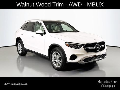 Used 2025 Mercedes-Benz GLC 300 4MATIC image 1