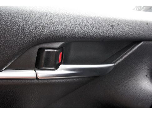 Used 2023 Toyota Camry SE FWD image 24