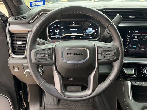 Used 2025 GMC Sierra 2500 Denali Ultimate image 22