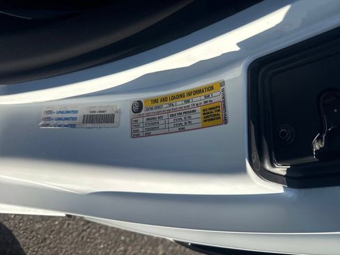 Used 2013 Chevrolet Corvette Grand Sport w/ 3LT Preferred Equipment Group RWD image 30
