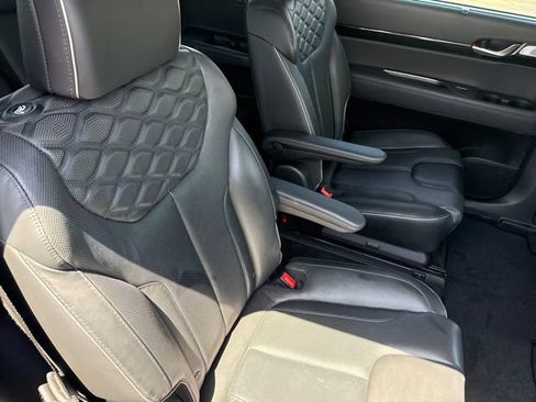 Used 2022 Hyundai Palisade Limited w/ Cargo Package AWD/4WD image 24
